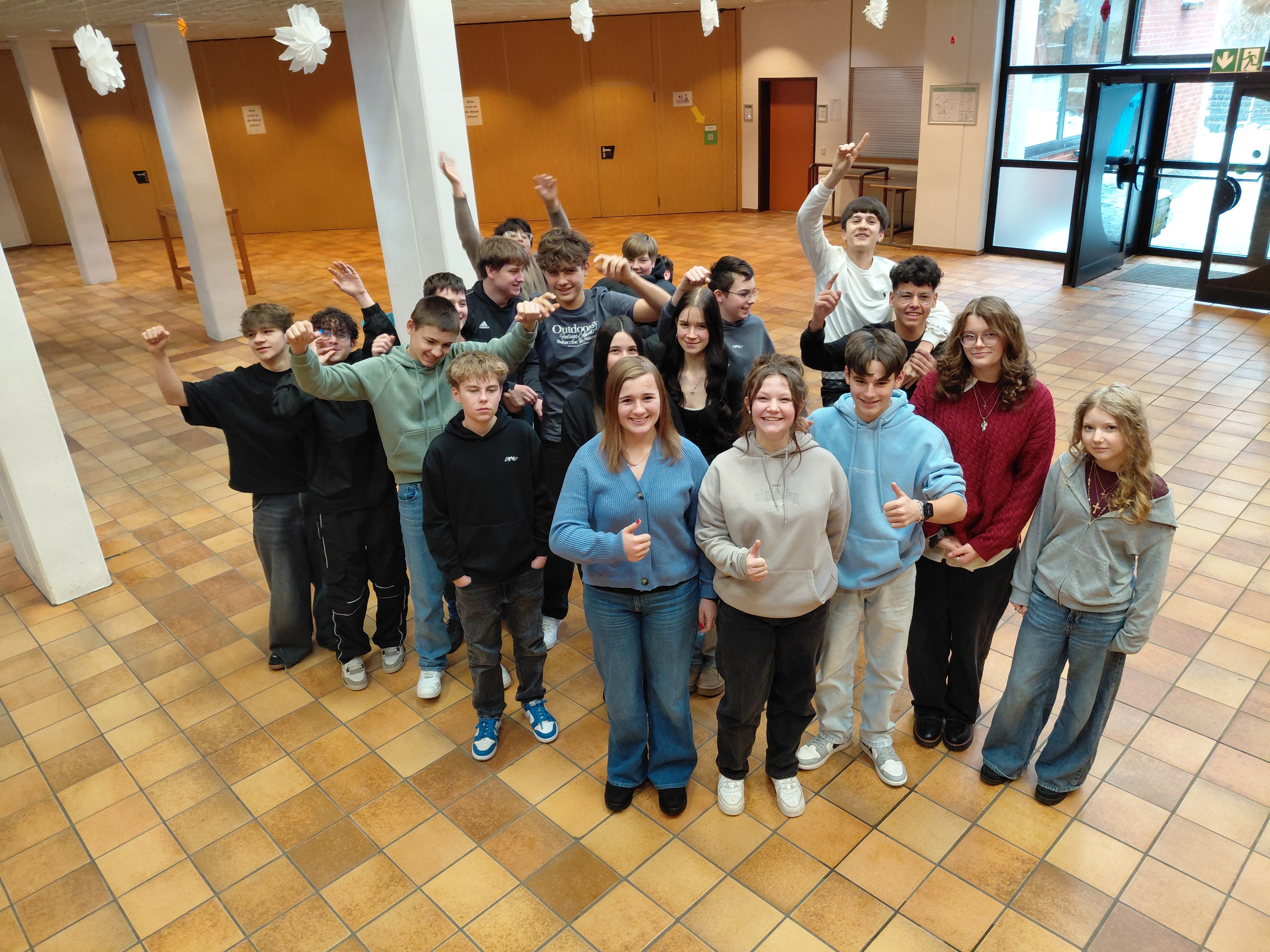 Der 3. Platz und 300 Euro geht an die M-Klasse 9 der Mittelschule Zwiesel in Zwiesel.
